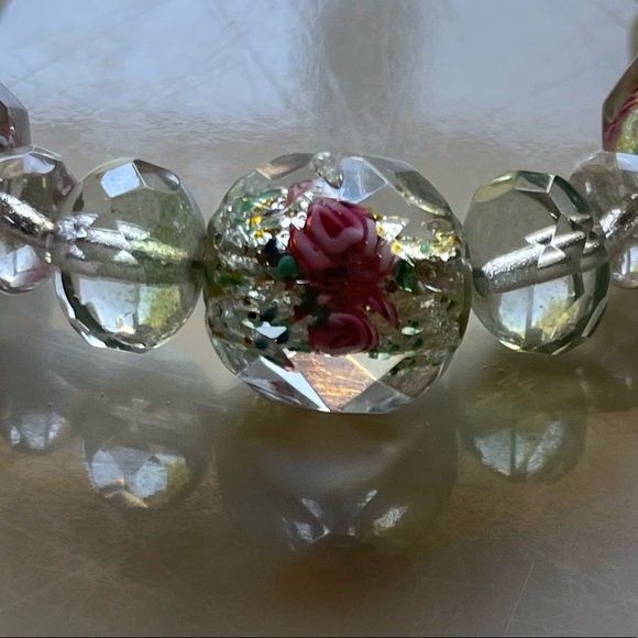 Brand New Romantic Style, Crystal & Fine Beads Bracelet - Picture 3 of 13